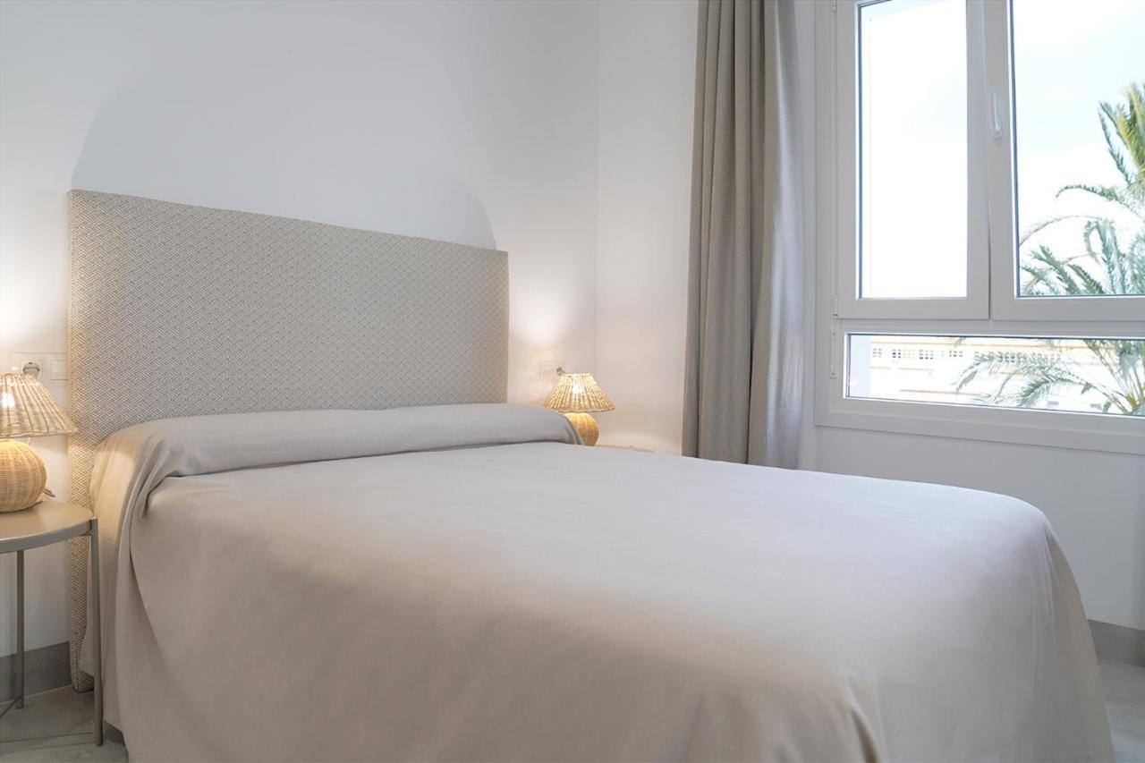 Casa De La Vega Suites Chiclana de la Frontera Esterno foto